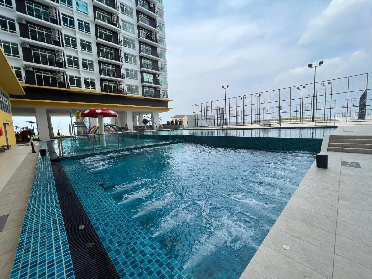 Апартаменти New!! Loving Night Novo 2Br 4-9Pax I Jonker I Netflix I Family Malacca Екстер'єр фото