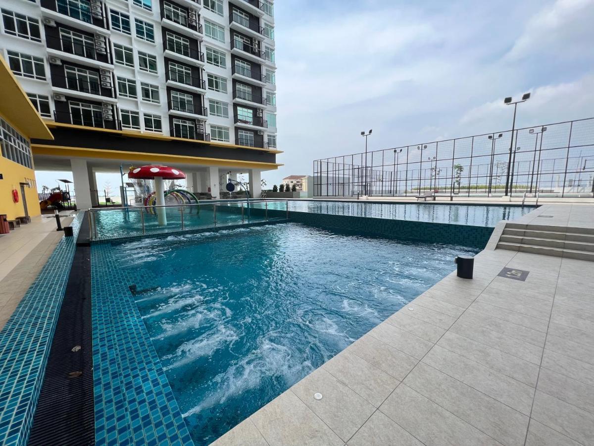Апартаменти New!! Loving Night Novo 2Br 4-9Pax I Jonker I Netflix I Family Malacca Екстер'єр фото