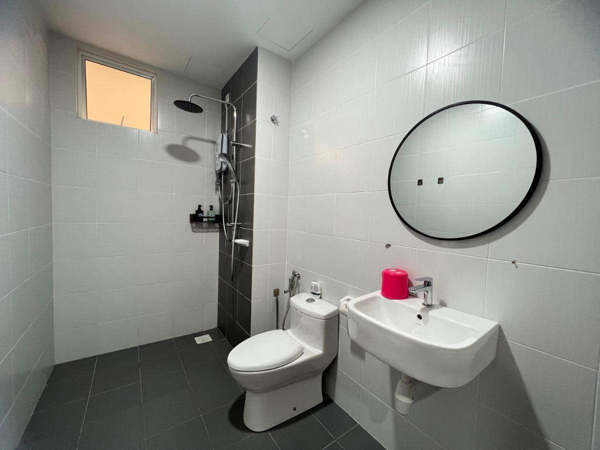 Апартаменти New!! Loving Night Novo 2Br 4-9Pax I Jonker I Netflix I Family Malacca Екстер'єр фото